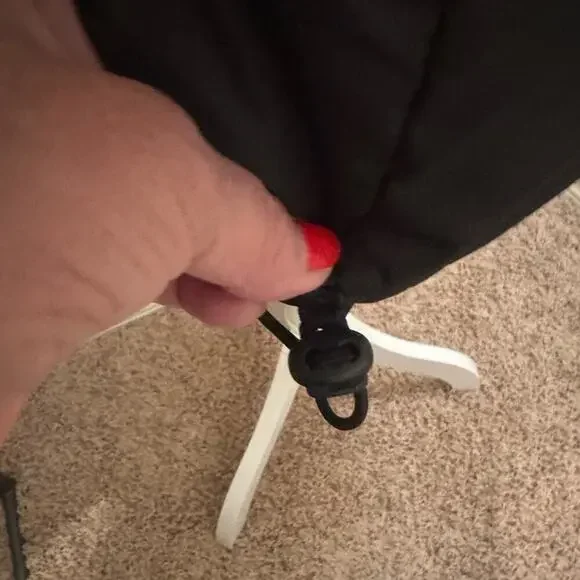 OLD NAVY Black Puffer Jacket. Attached Hood Elastic Waist Full Zip Size XS - Picture 8 of 13